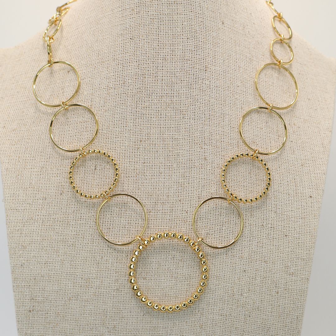 Collar Circles