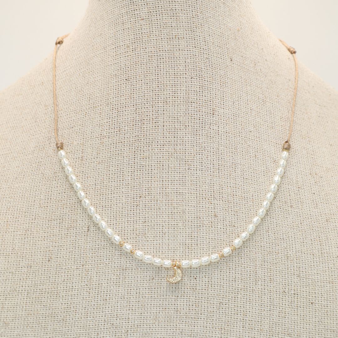 Collar Perlas Luna Brillo