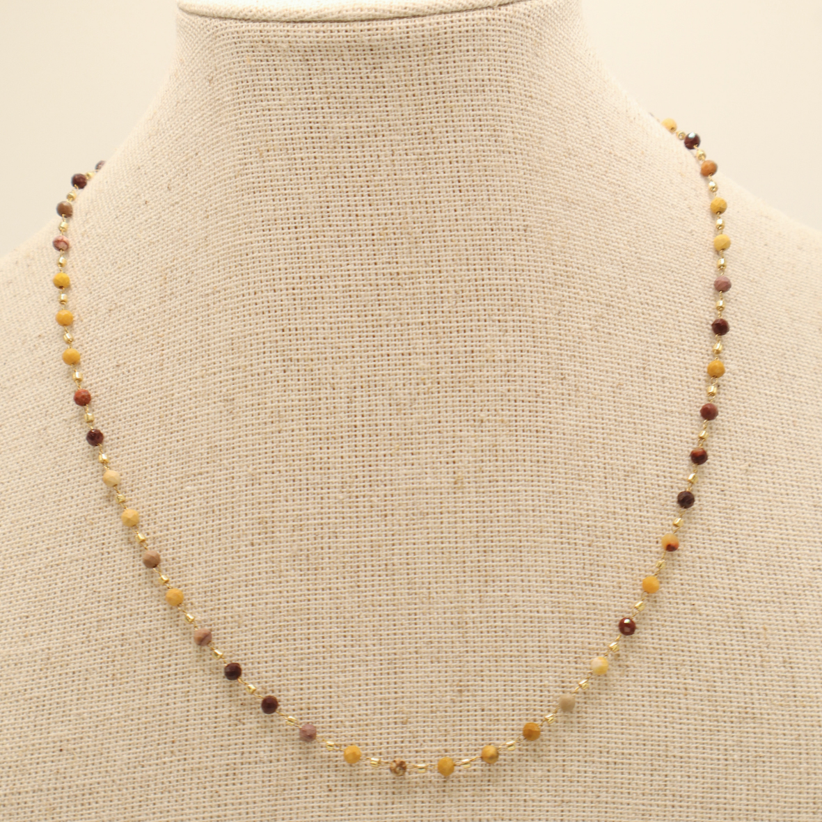 Collar Bolitas